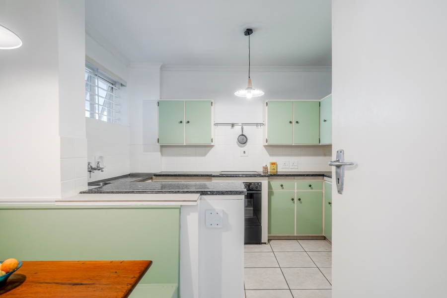 2 Bedroom Property for Sale in Mouille Point Western Cape
